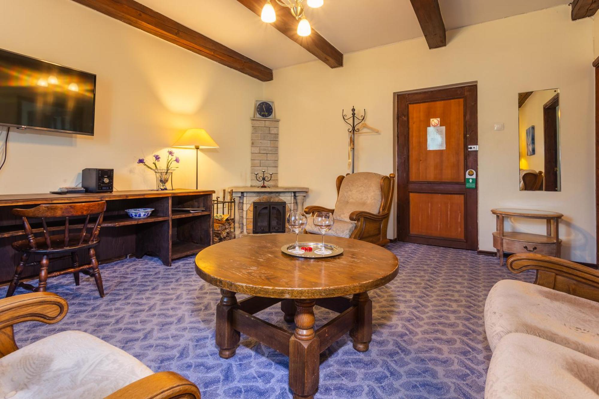 Ruunawere Hotel Nommealuse Экстерьер фото