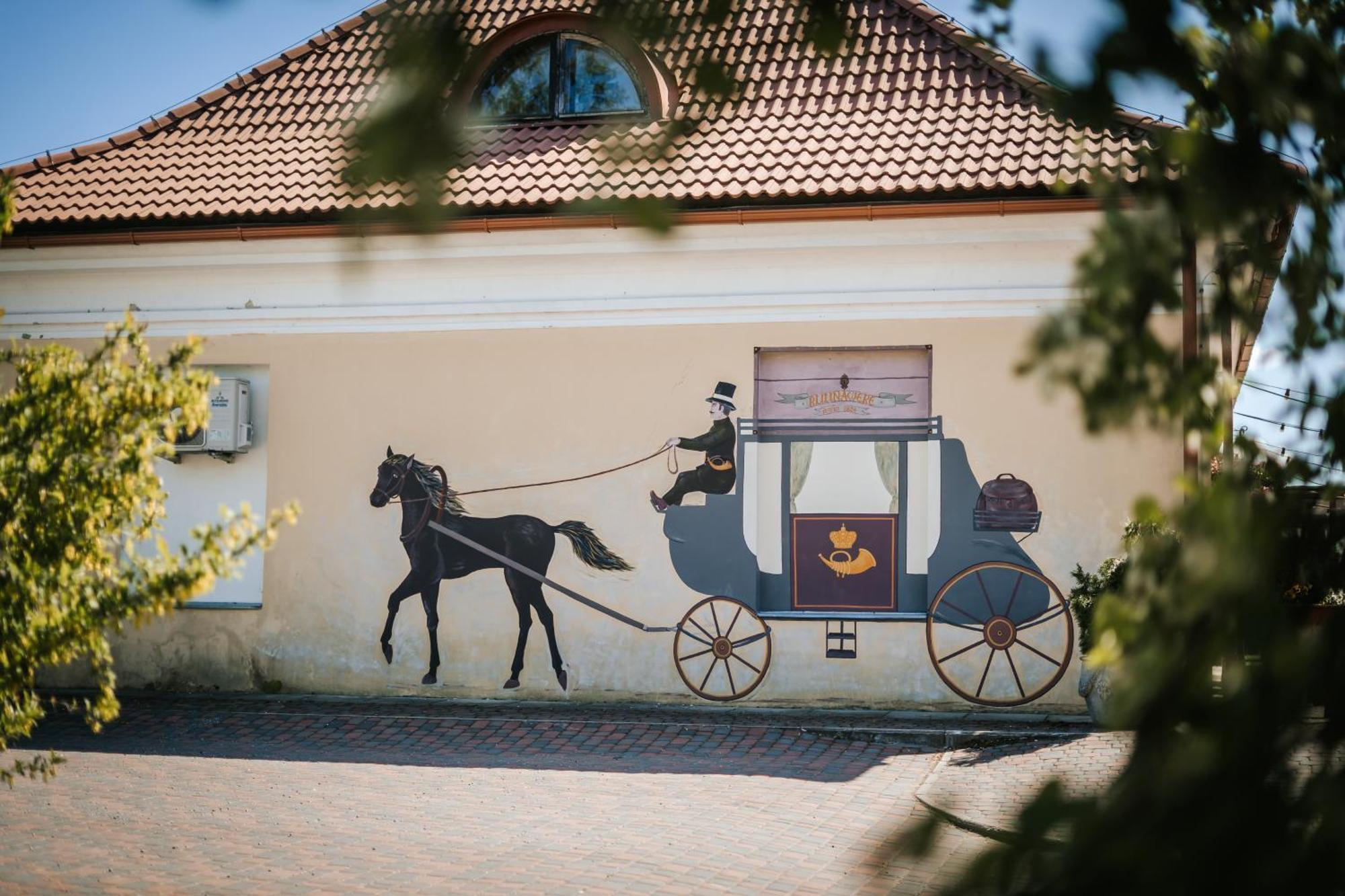 Ruunawere Hotel Nommealuse Экстерьер фото