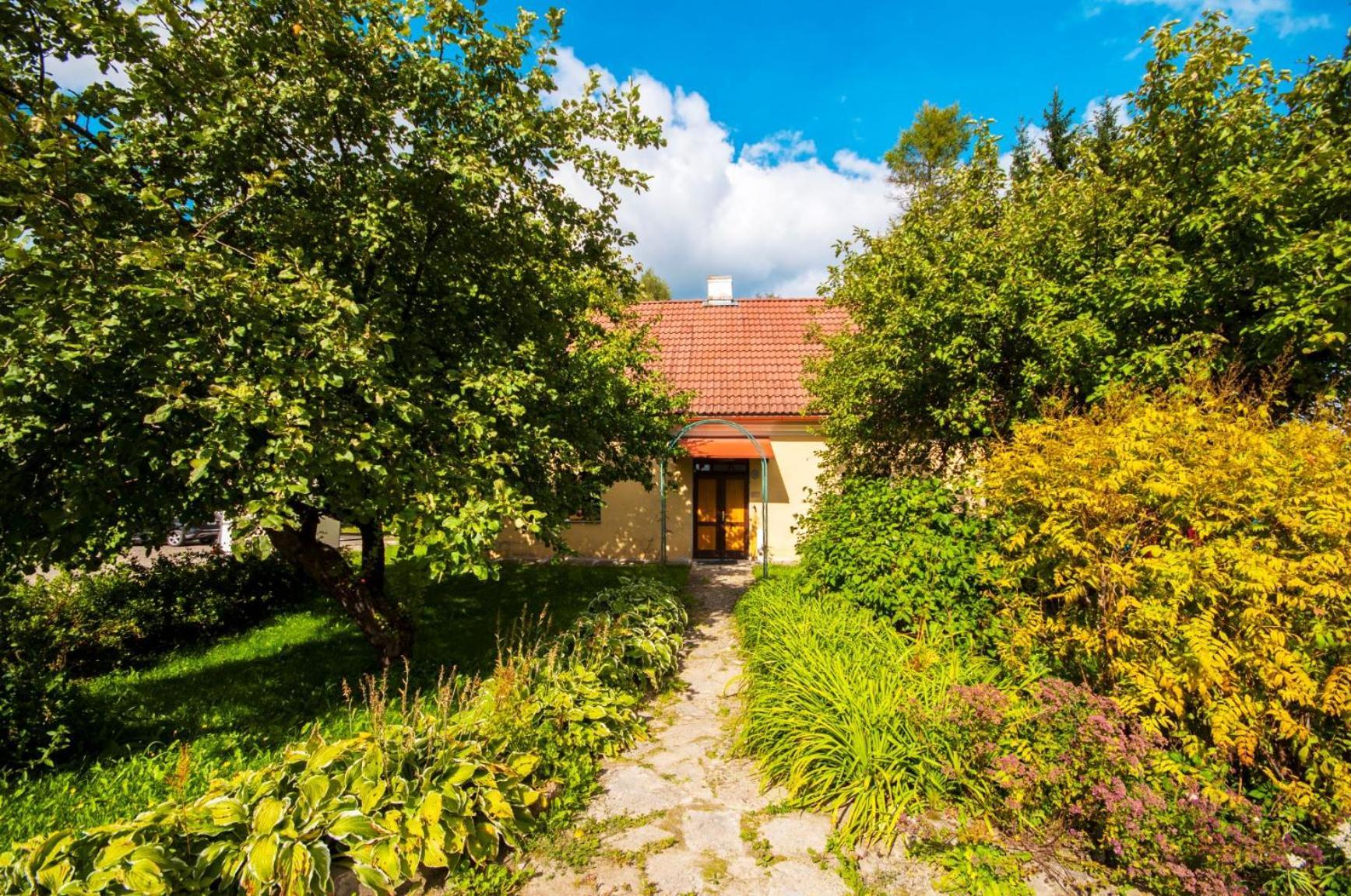 Ruunawere Hotel Nommealuse Экстерьер фото