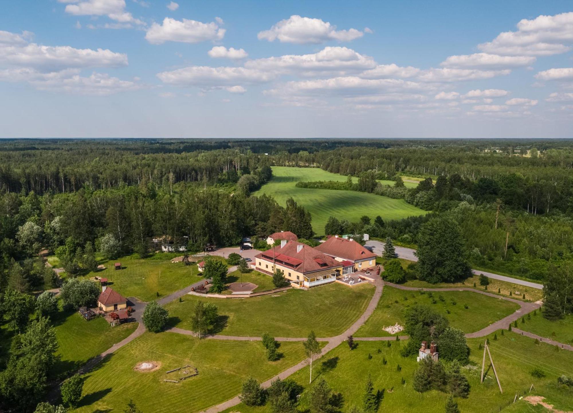 Ruunawere Hotel Nommealuse Экстерьер фото