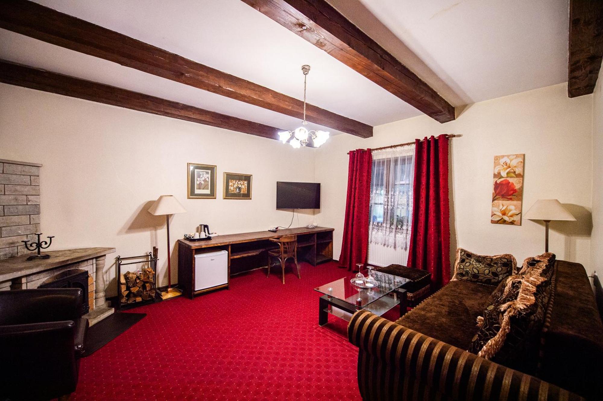 Ruunawere Hotel Nommealuse Экстерьер фото