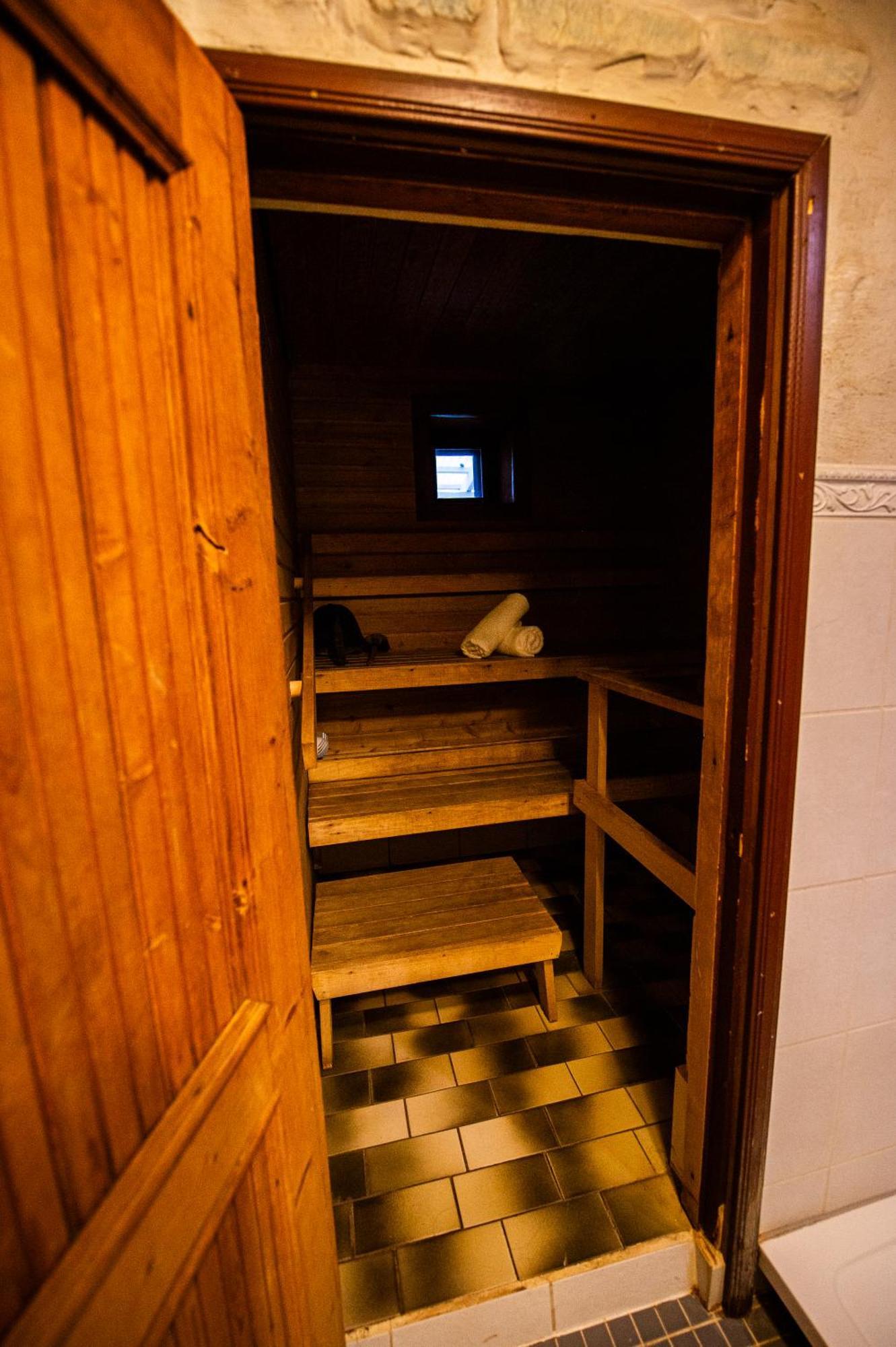 Ruunawere Hotel Nommealuse Экстерьер фото