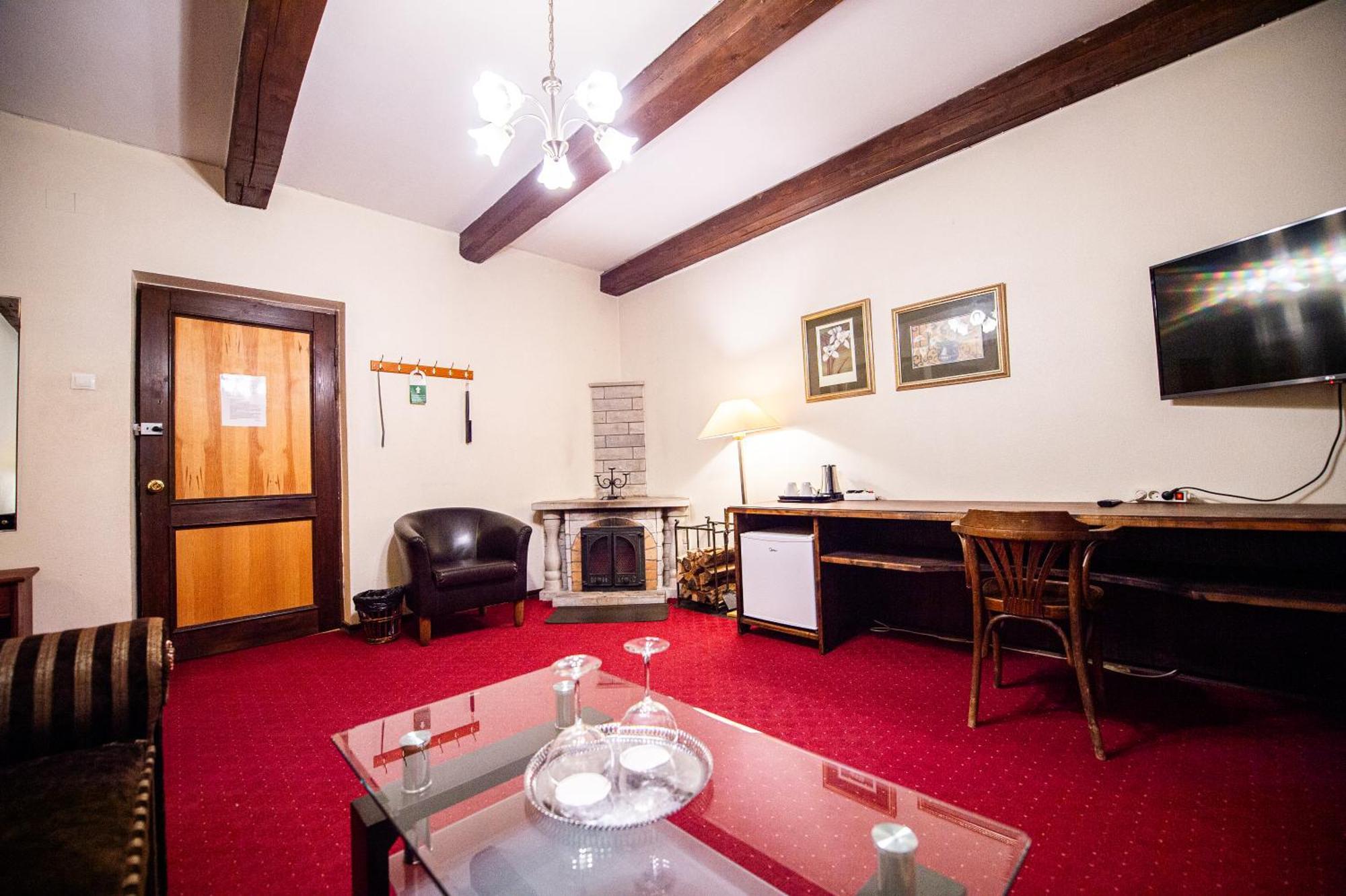 Ruunawere Hotel Nommealuse Экстерьер фото