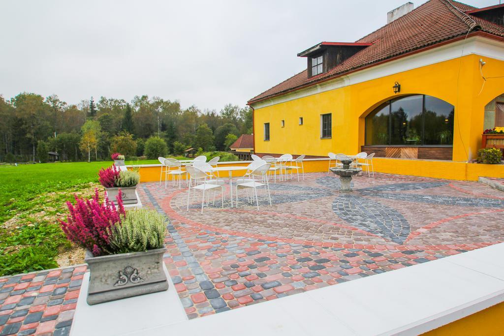Ruunawere Hotel Nommealuse Экстерьер фото